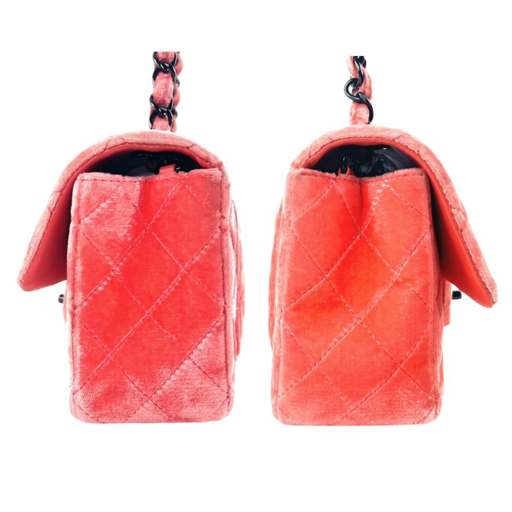 Chanel Classic Single Flap Quilted Velvet Crossbody Bag - Picture 5 of 10